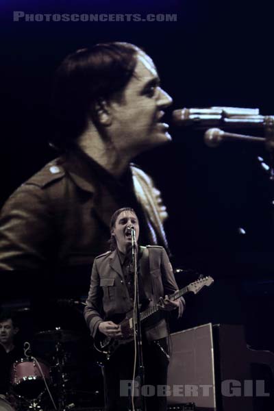 ARCADE FIRE - 2010-08-29 - SAINT CLOUD - Domaine National - Grande Scene - 